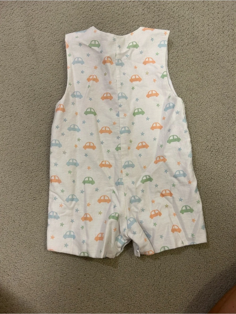 Lulu Bebe Jon Jon with Pastel Car Print